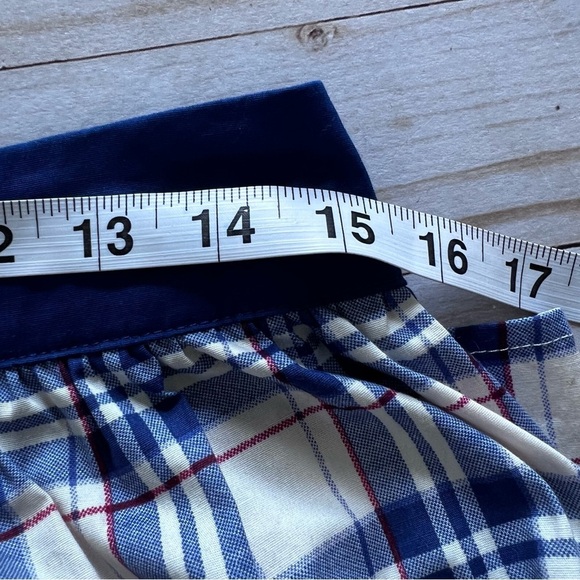 Her Universe Dr. Who Plaid Police Box Novelty Print Skirt size Large - Picture 15 of 15